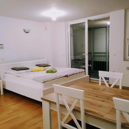 Myplace Apartma *